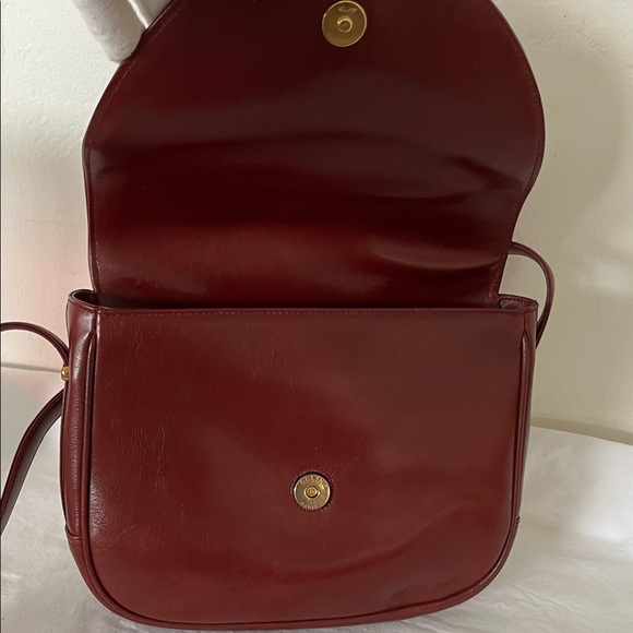 Celine Crossbody Flap Bag in Bordeaux Leather - Picture 8 of 12
